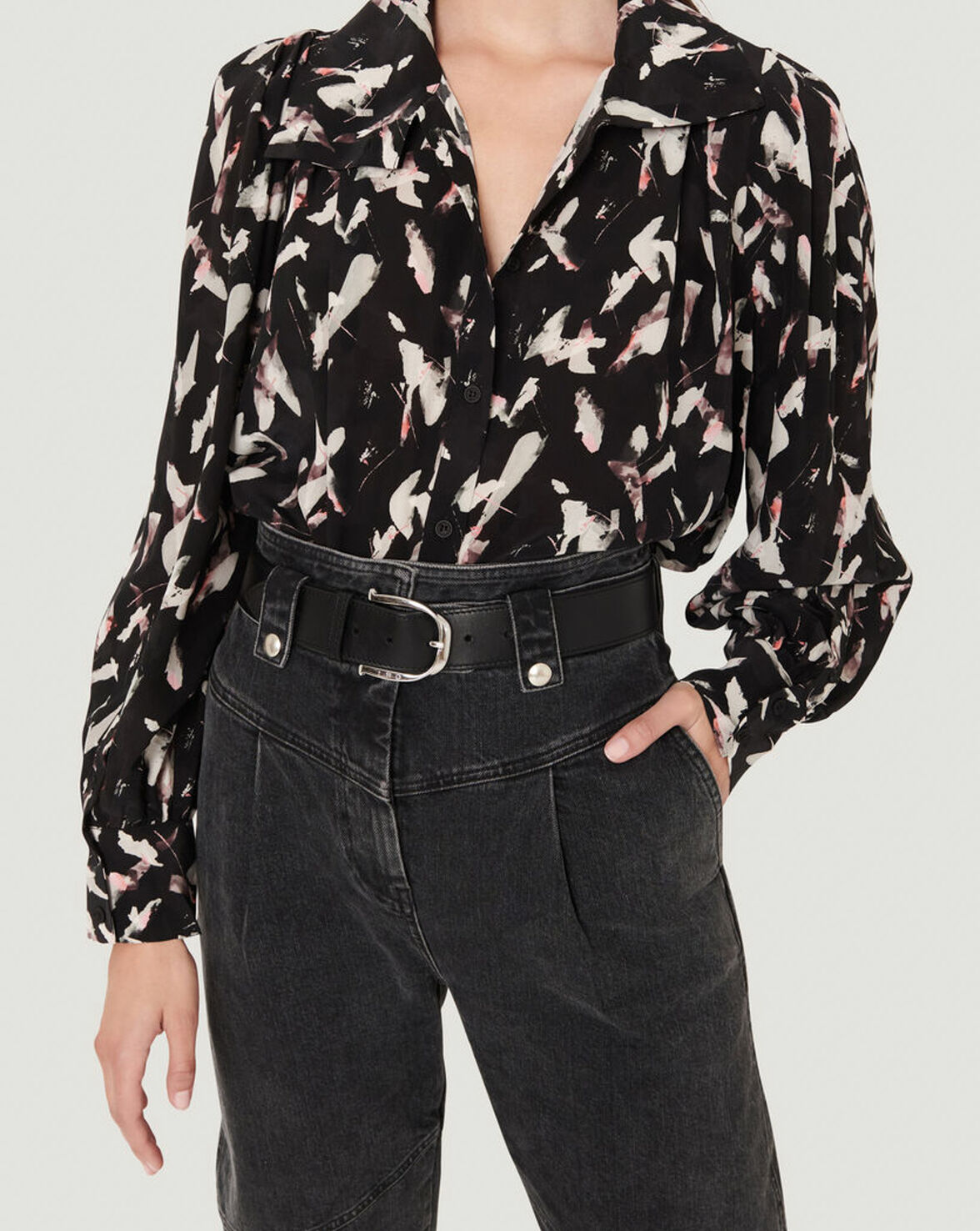 AVILA PRINTED MOCK NECK BLOUSE TOP image number null